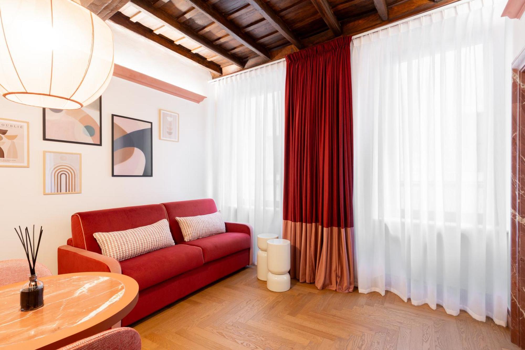 My Trevi Suite & Apartment Рим Екстериор снимка
