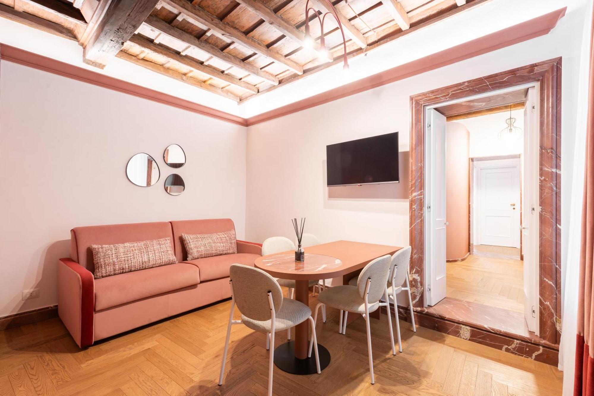 My Trevi Suite & Apartment Рим Екстериор снимка