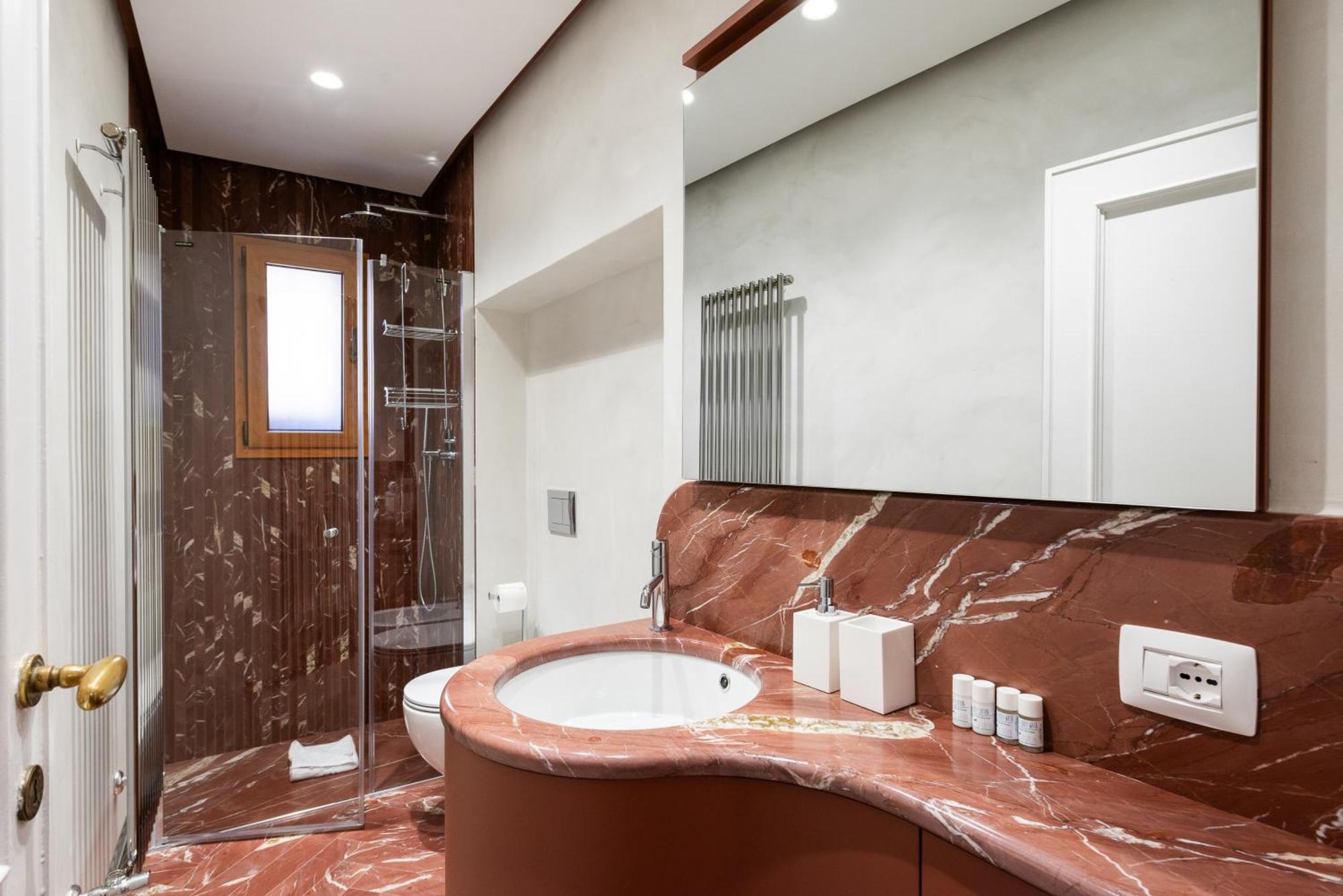 My Trevi Suite & Apartment Рим Екстериор снимка